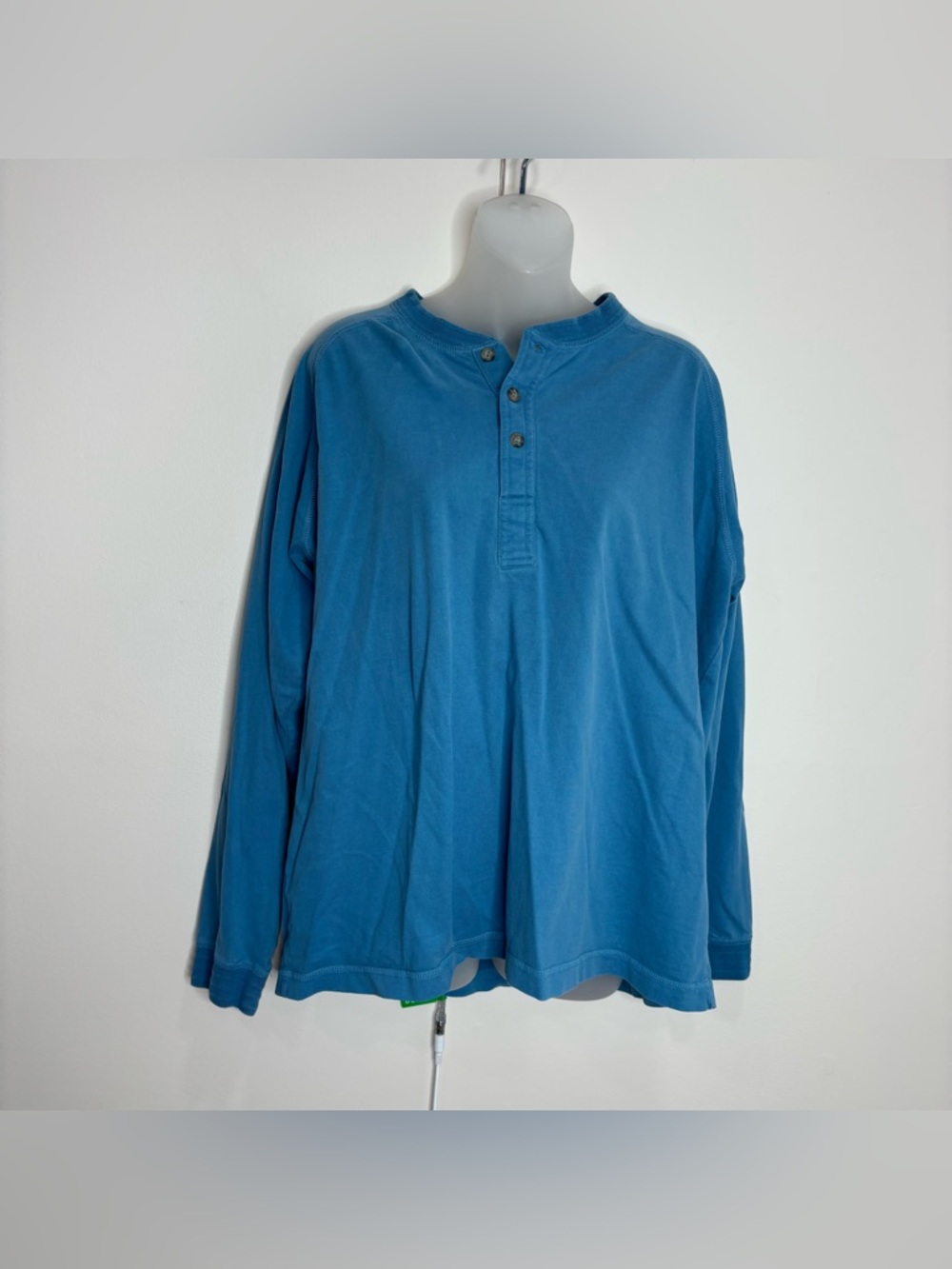 St. John’s Bay 100% Cotton Classic Blue Long Sleeve Henley Shirt Men large
